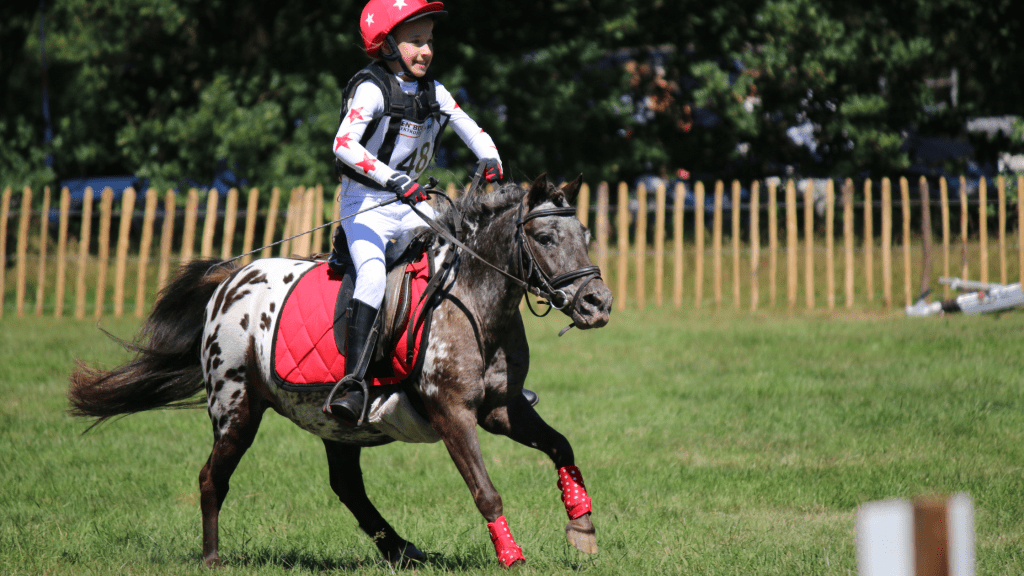 Je kind wilt eventing rijden. Dit is een must om te weten als ouder.